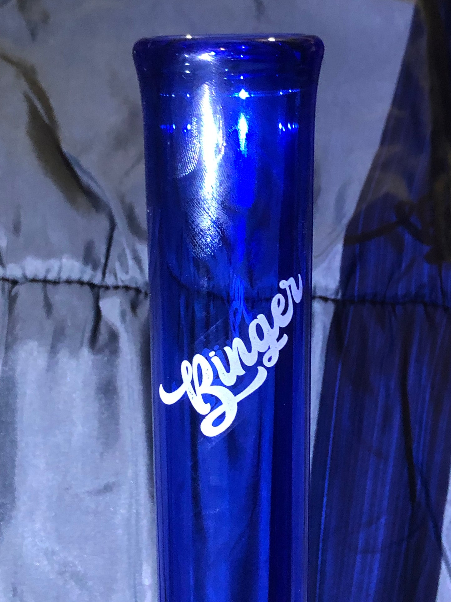 19 1/2" Tall Binger Bong 5004